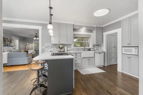 143 SW Clay Street Dallas OR 97338