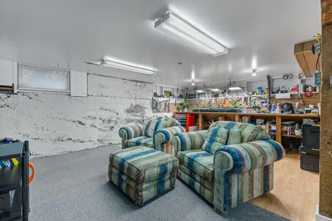 143 SW Clay Street Dallas OR 97338