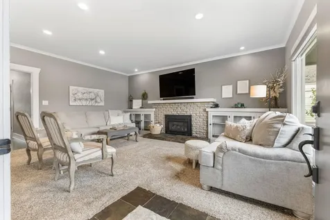 143 SW Clay Street Dallas OR 97338