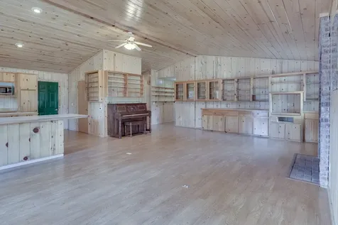 1441 NW 101st Street Redmond OR 97756