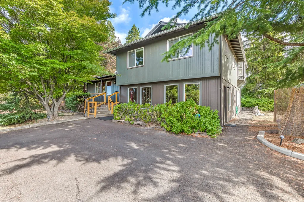 1603 Highcrest Drive Medford OR 97504