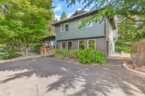 1603 Highcrest Drive Medford OR 97504