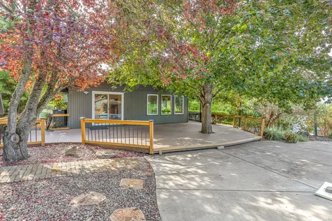 1603 Highcrest Drive Medford OR 97504