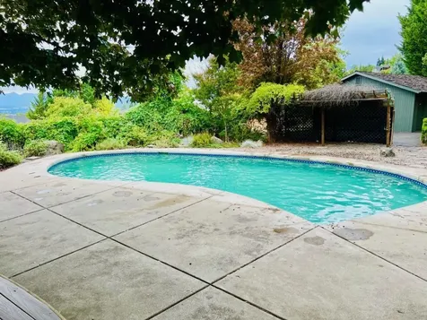 1603 Highcrest Drive Medford OR 97504