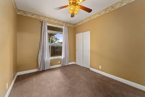 540 L Street Riddle OR 97469
