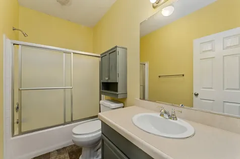 540 L Street Riddle OR 97469