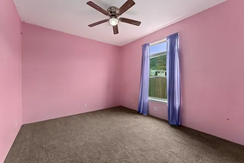 540 L Street Riddle OR 97469