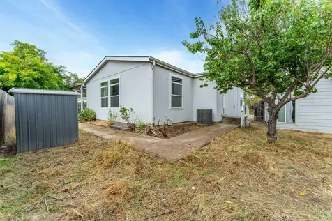 540 L Street Riddle OR 97469