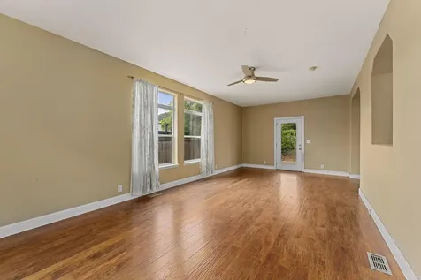 540 L Street Riddle OR 97469