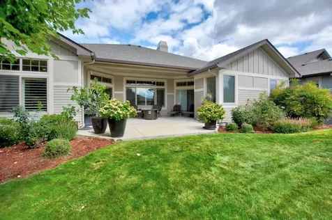 3756 Calle Vista Drive Medford OR 97504