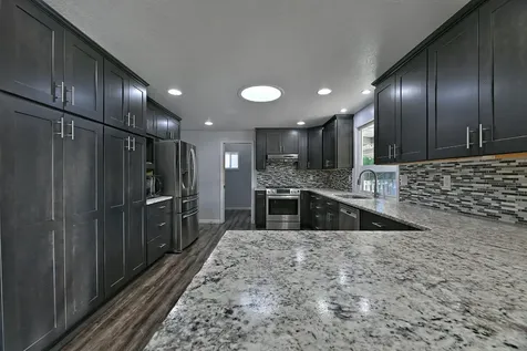1221 Adele Drive Grants Pass OR 97526