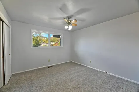 1221 Adele Drive Grants Pass OR 97526