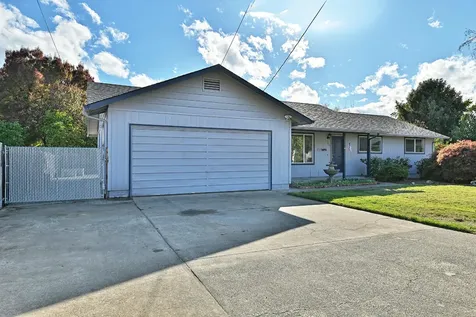 1221 Adele Drive Grants Pass OR 97526