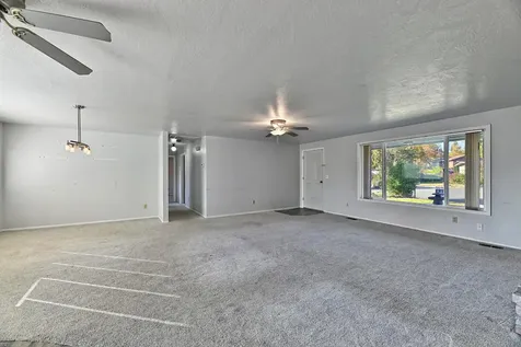 1221 Adele Drive Grants Pass OR 97526