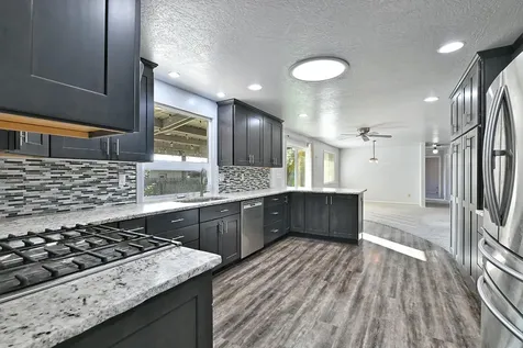 1221 Adele Drive Grants Pass OR 97526