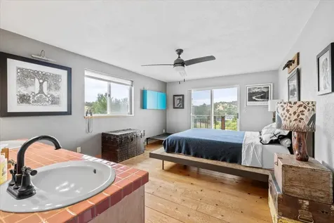 4139 Dark Hollow Road Medford OR 97501