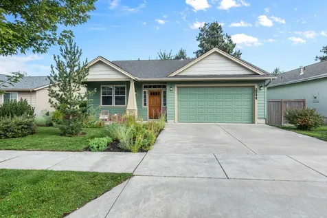 20574 Basket Flower Place Bend OR 97702