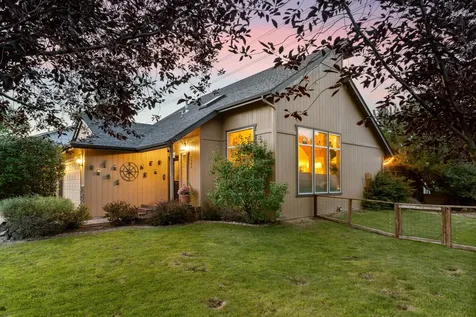 3182 NE Post Avenue Bend OR 97701