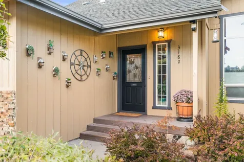3182 NE Post Avenue Bend OR 97701