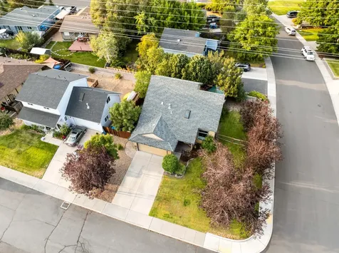 3182 NE Post Avenue Bend OR 97701