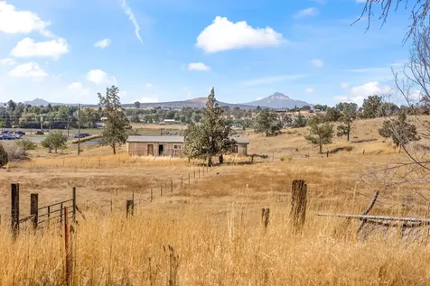 1928 SW Grant Street Madras OR 97741