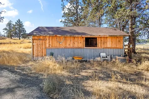 1928 SW Grant Street Madras OR 97741