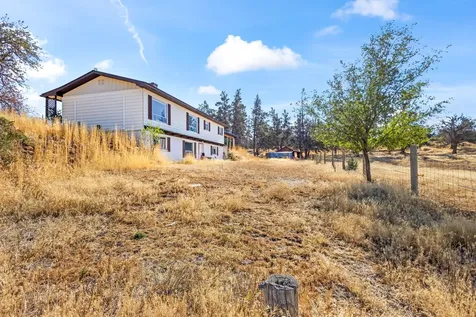 1928 SW Grant Street Madras OR 97741