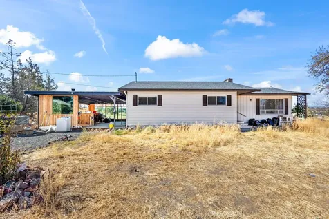 1928 SW Grant Street Madras OR 97741