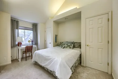 919 Bellview Avenue Ashland OR 97520