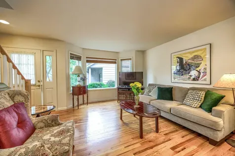 919 Bellview Avenue Ashland OR 97520