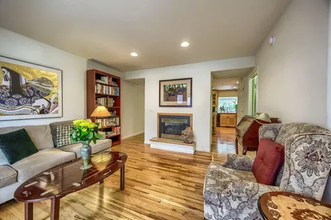 919 Bellview Avenue Ashland OR 97520