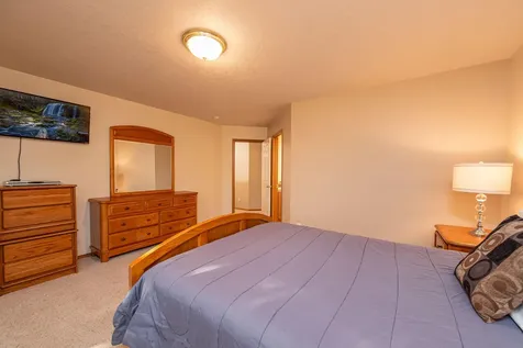 2546 SW Valleyview Drive Redmond OR 97756