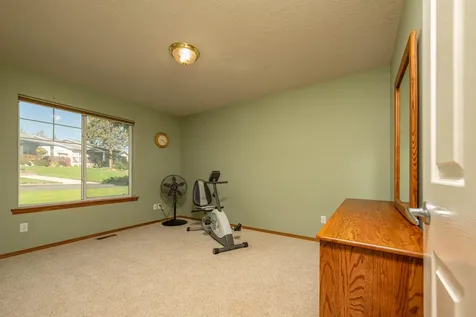 2546 SW Valleyview Drive Redmond OR 97756
