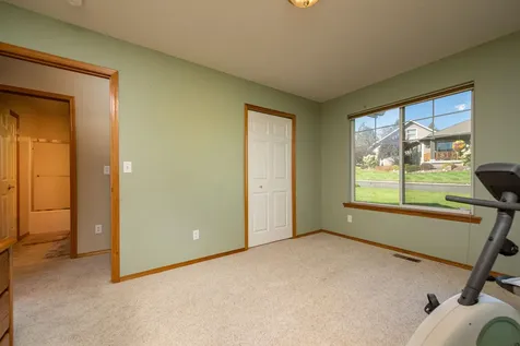 2546 SW Valleyview Drive Redmond OR 97756