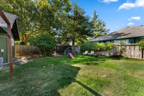 1000 Doneen Lane Grants Pass OR 97526