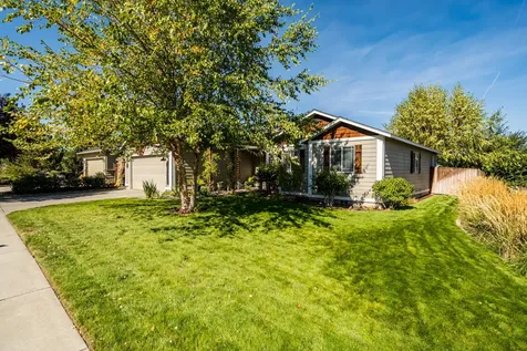 2315 NW Cedar Avenue Redmond OR 97756