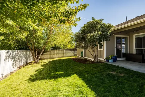 2315 NW Cedar Avenue Redmond OR 97756