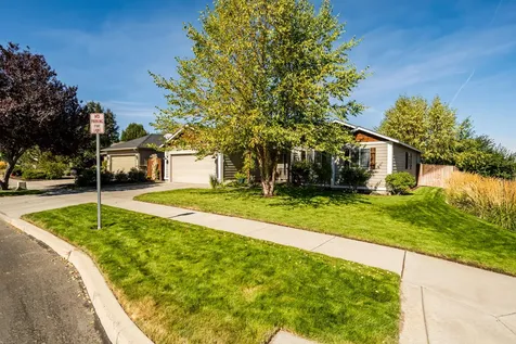 2315 NW Cedar Avenue Redmond OR 97756