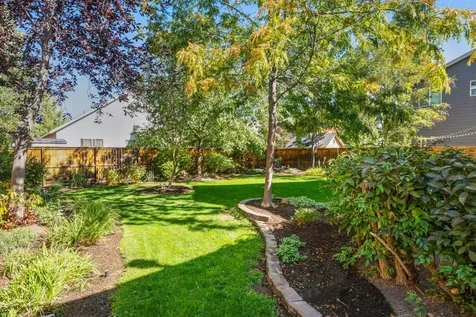 21258 Capella Place Bend OR 97702