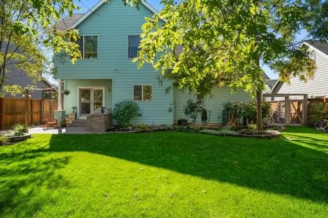 21258 Capella Place Bend OR 97702