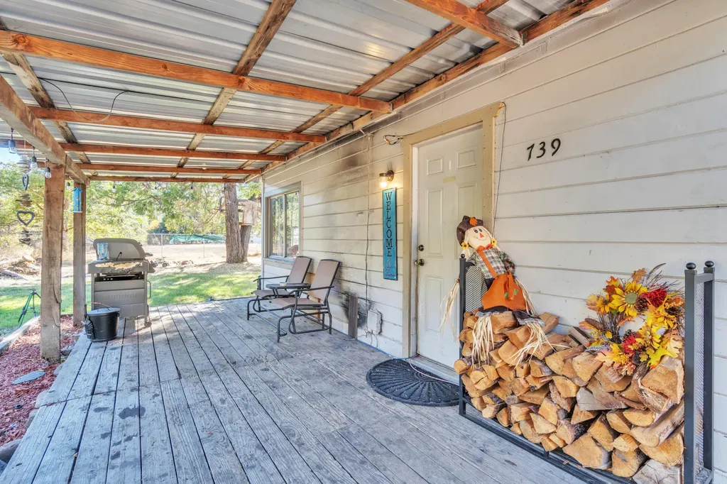 739 Elk Creek Road Trail OR 97541