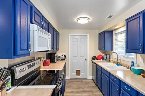 7920 Gladstone Avenue White City OR 97503