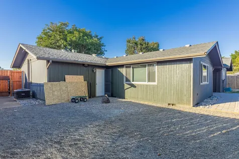 7920 Gladstone Avenue White City OR 97503