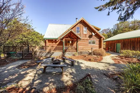 488 Tumbleweed Trail Jacksonville OR 97530