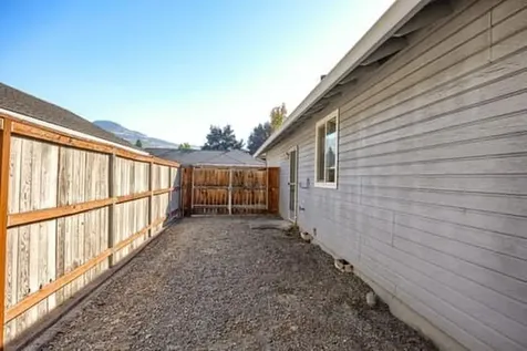 1157 Riverrock Way Medford OR 97504