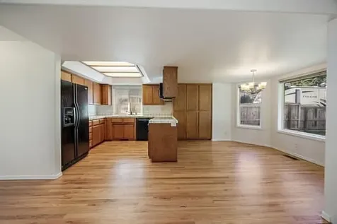 1157 Riverrock Way Medford OR 97504