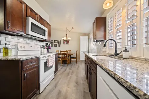 2710 NE Harvey Lane Bend OR 97701