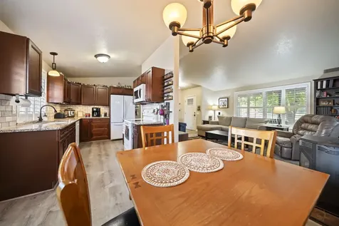 2710 NE Harvey Lane Bend OR 97701