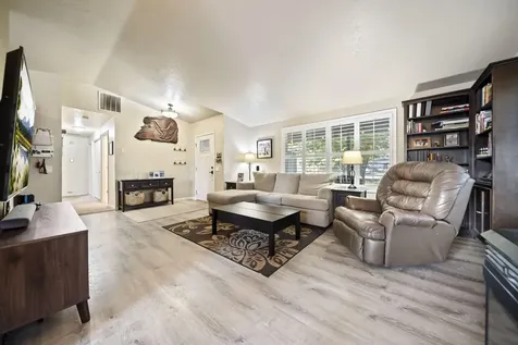 2710 NE Harvey Lane Bend OR 97701