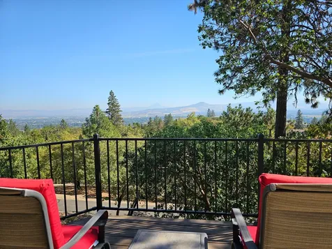 2801 Old Military Road Central Point OR 97502